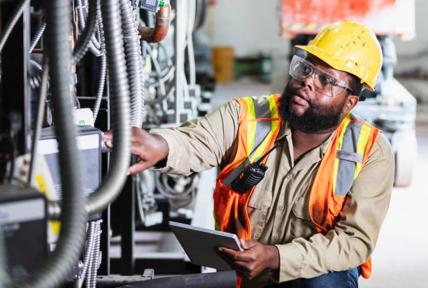 Best Affordable Emergency Electrician  in Lauderdale, MN